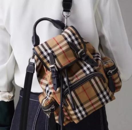 欧美时尚双肩包搭配,奢侈品好看的包包推荐