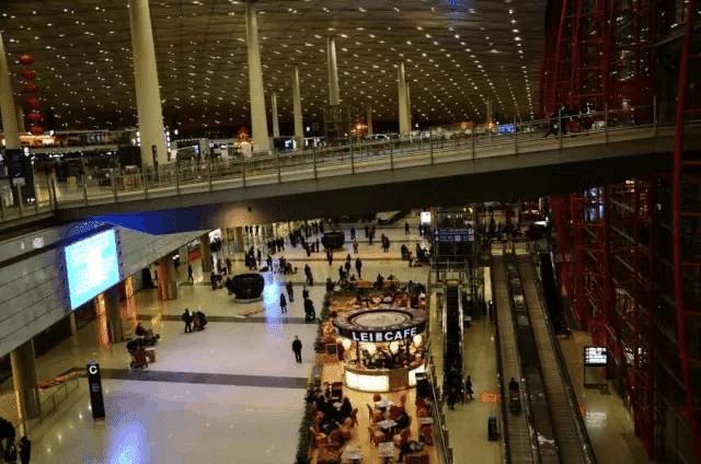 这些年机场没收的打火机,中国机场每年收多少打火机