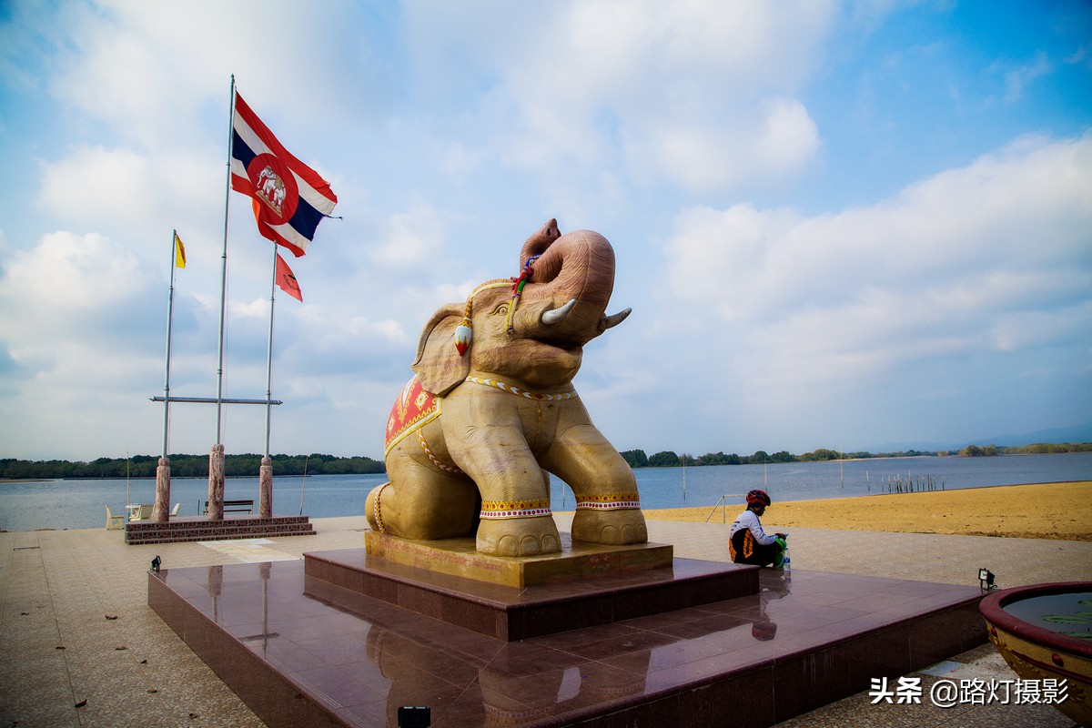 泰国必去建筑,泰国十大绝美景点欣赏图