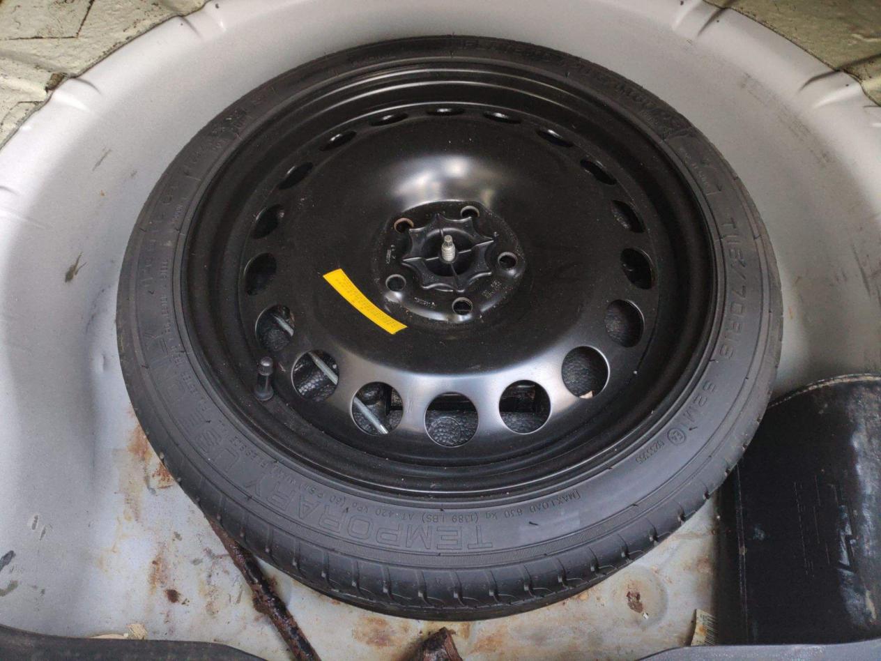 4S店的人绝对不会说！非全尺寸备胎到底怎么回事，今天全告诉你