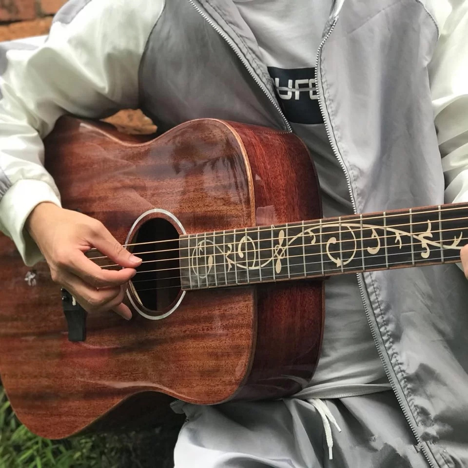 吉他初学者看什么视频,初学者吉他选缺角的还是圆角的