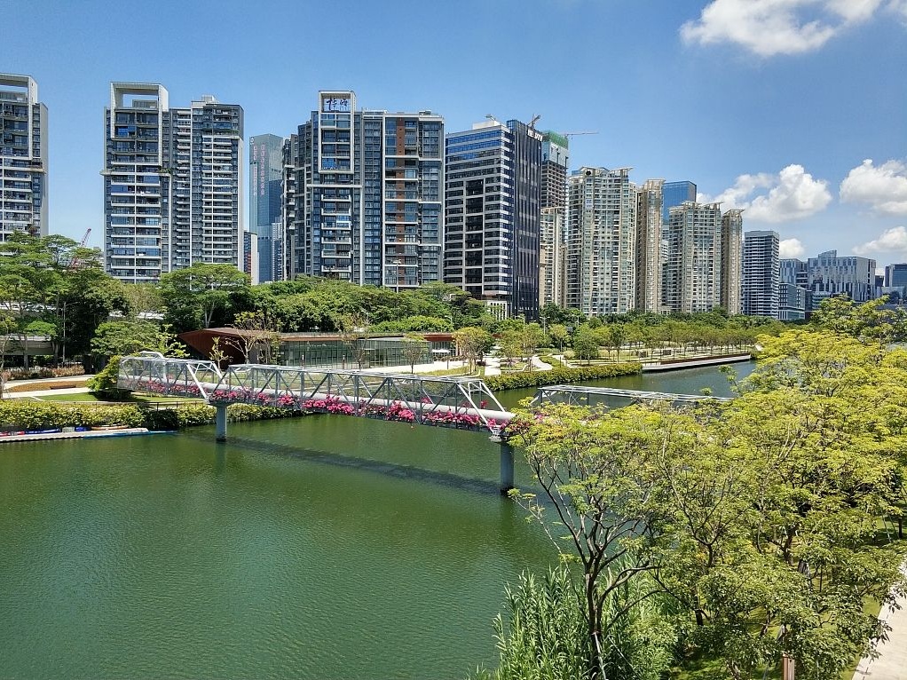 海天一色鱼鸟乐鹏城两个“深圳蓝”