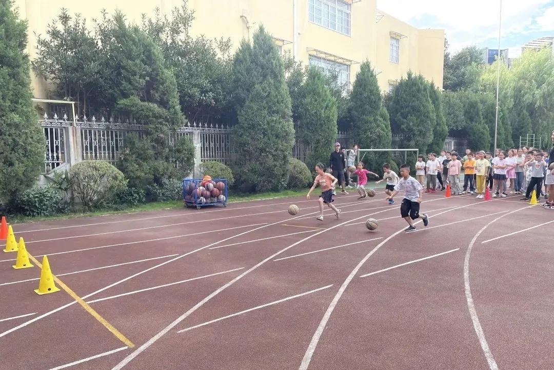 杭州小学生暑期托管服务,开学第一天小学托管