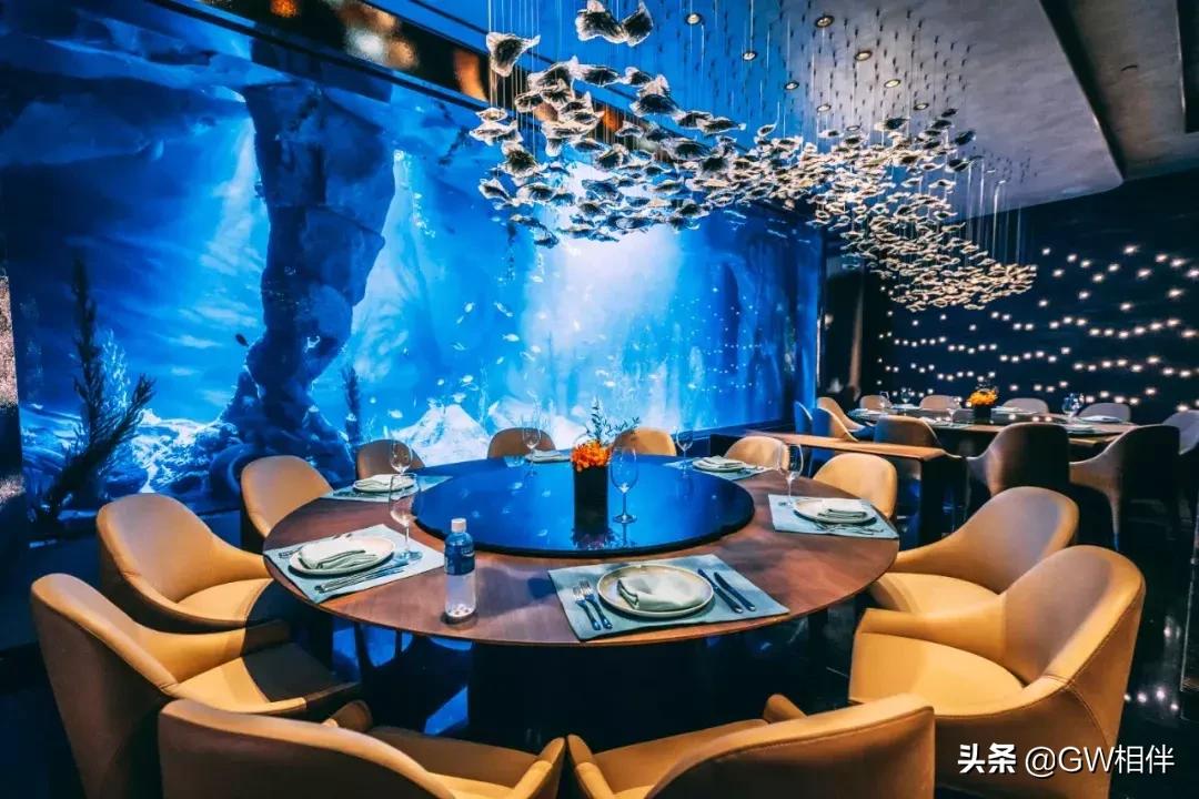 上海世茂深坑酒店建造过程,上海深坑酒店世界建筑奇迹