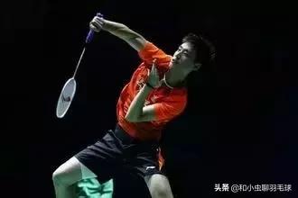 羽毛球高远球握拍细节,反手高远球细节教学