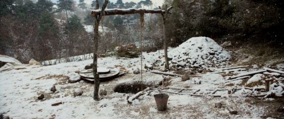 导演拒绝删减任何镜头！片长3小时，生生扯下了理想主义的遮羞布