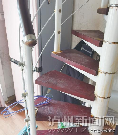 房子水管爆裂漏水租户有责任吗,空置房水管爆了楼下被淹谁的责任