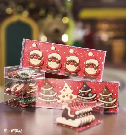 去香港看圣诞树攻略,香港中港城的圣诞树