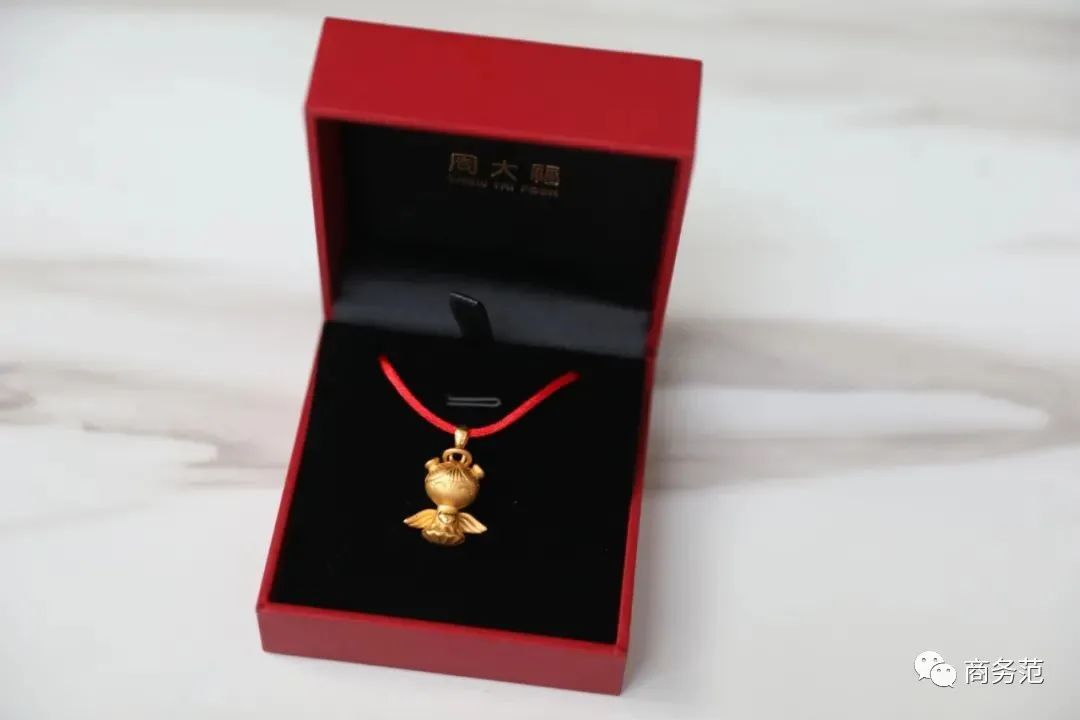 新生婴儿礼物必备物品清单,新生婴儿适合买什么礼物