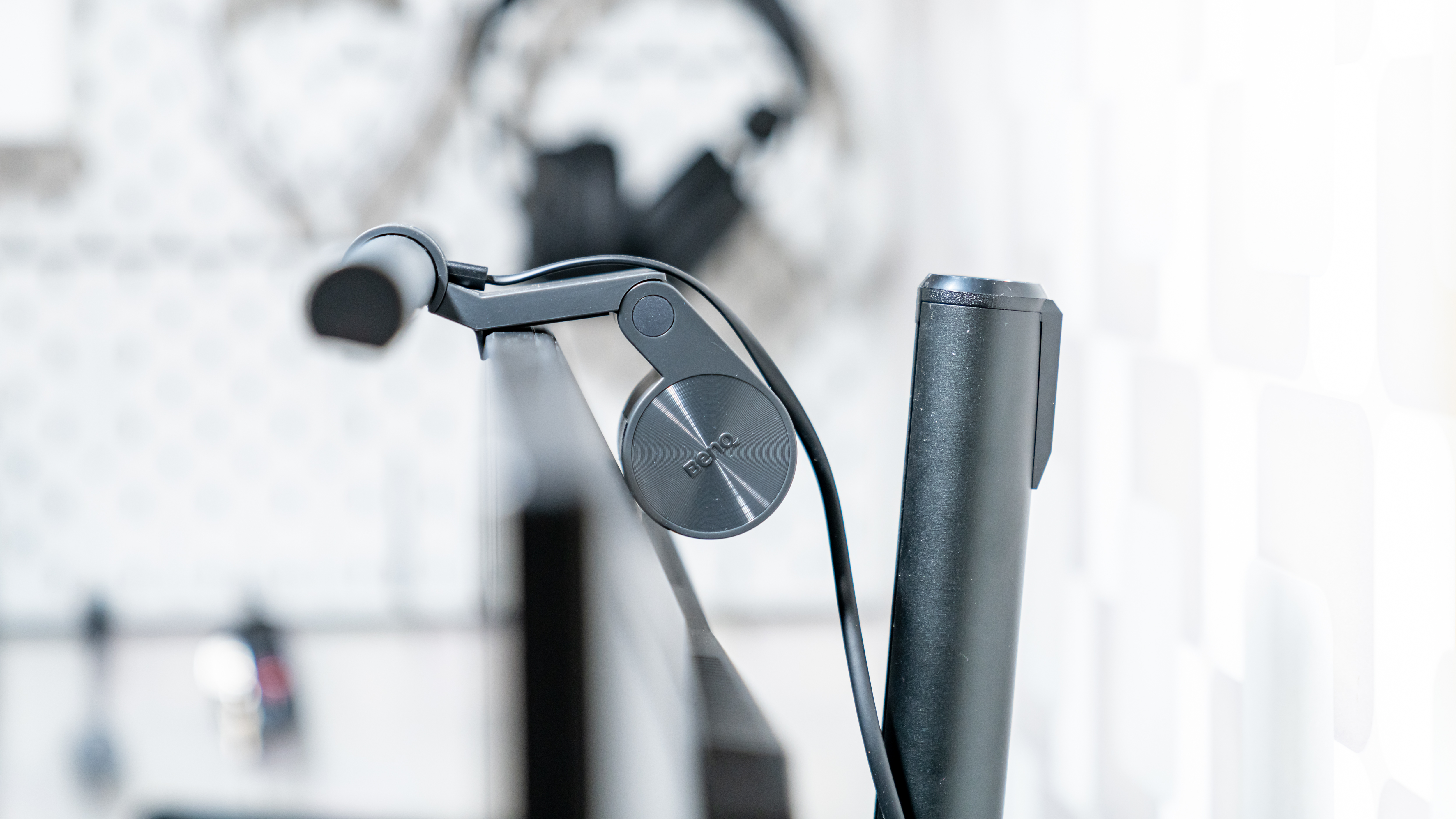 打造理想的居家办公环境：乐歌升降桌/台+明基灯具晒单