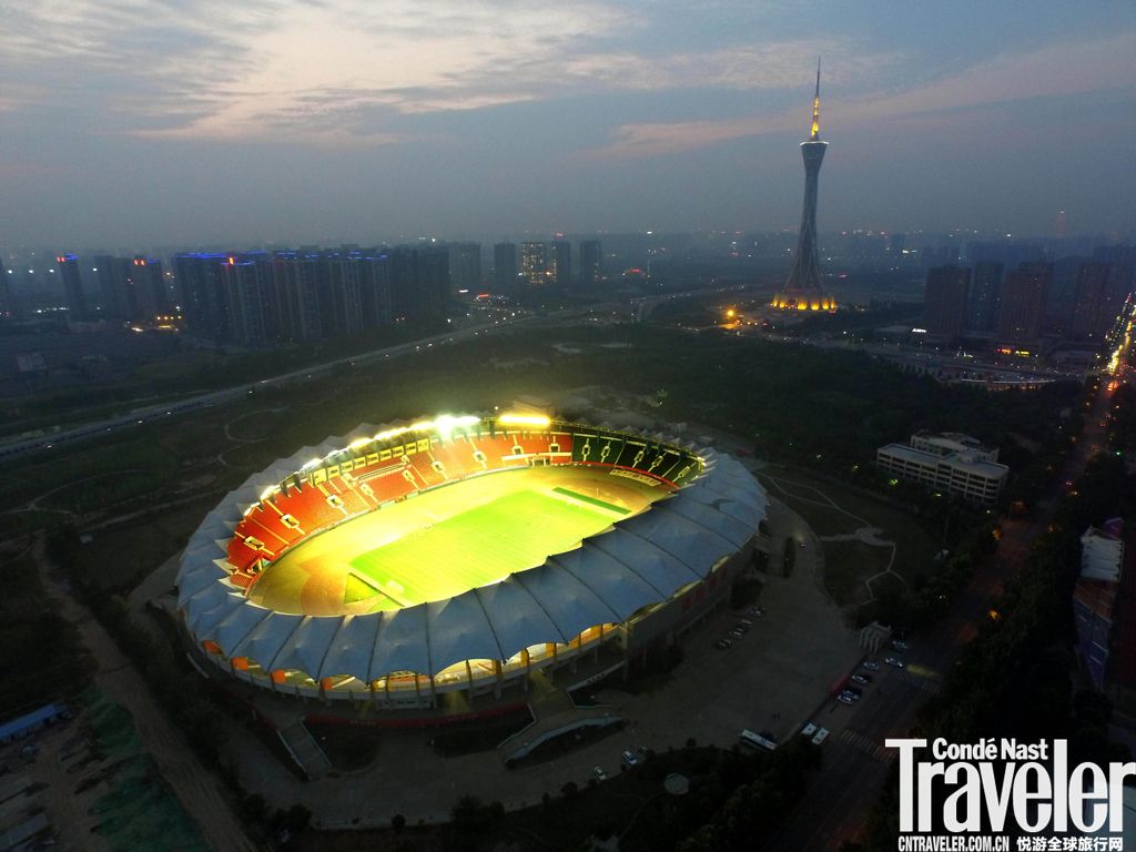 行路难不忘报国,中超球队体育场