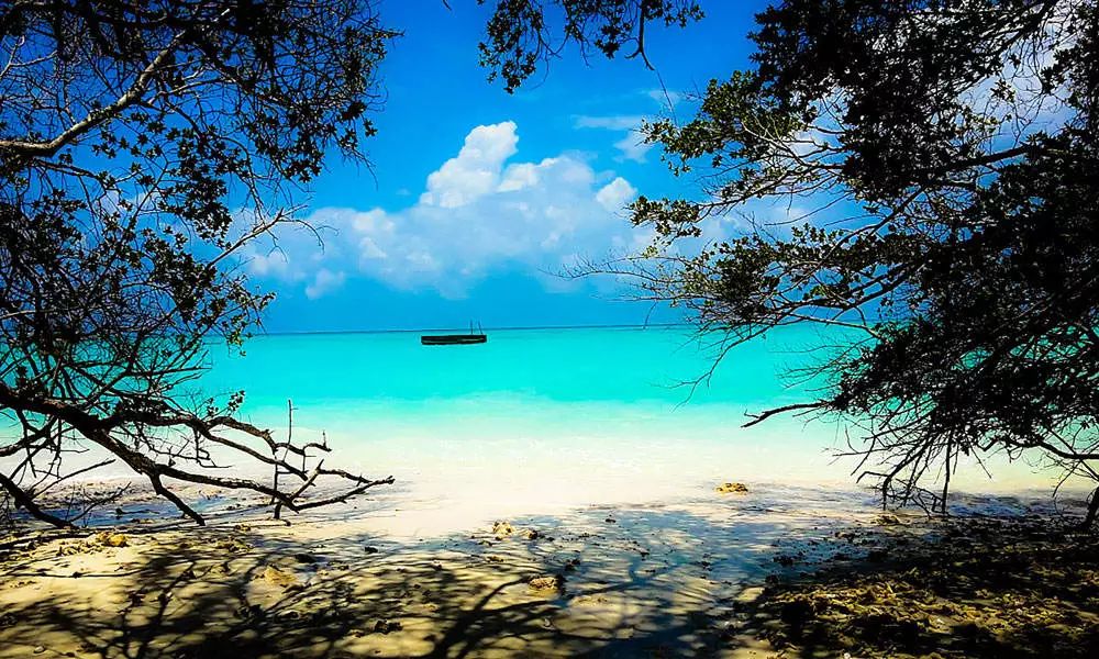 马尔代夫10个拖尾沙滩度假岛,陈小春在马尔代夫