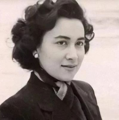 从护工逆袭成百亿阔太，这招“扮猪吃老虎”，谁用的比她好？