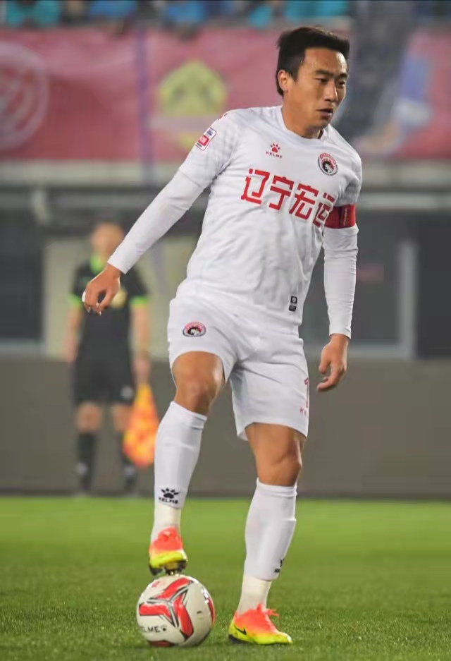 远去了鼓角争鸣,远去了刀光剑影黯淡了鼓角争鸣