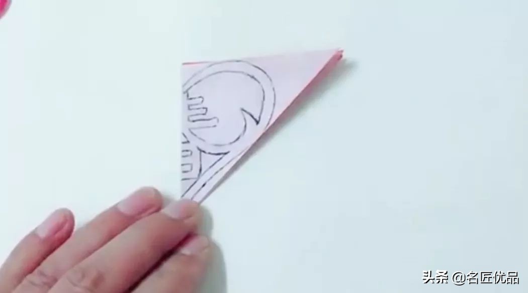 利用窗花做灯笼红包,元旦节剪的窗花灯笼