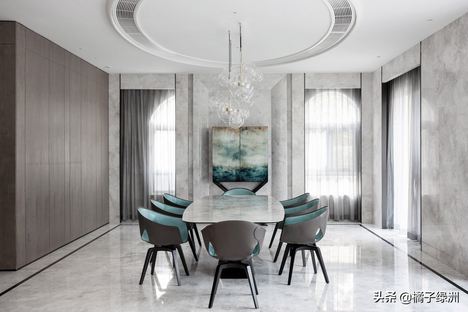 石材背景墙实物更有质感,客厅装修首选的石材背景墙