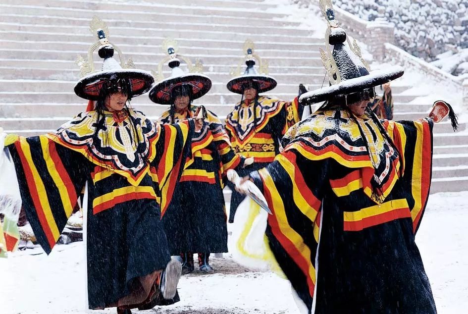 人神共舞庆元宵,人神共舞