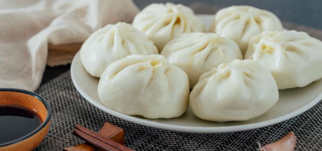 辛苦创业的小两口,勤劳致富的夫妻店