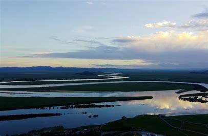 散文|汗漫：两个诗人