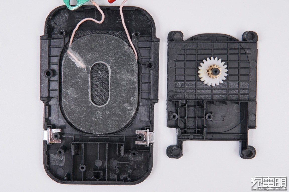 华为磁吸车载无线充电支架,华为车载超级快充支架测评