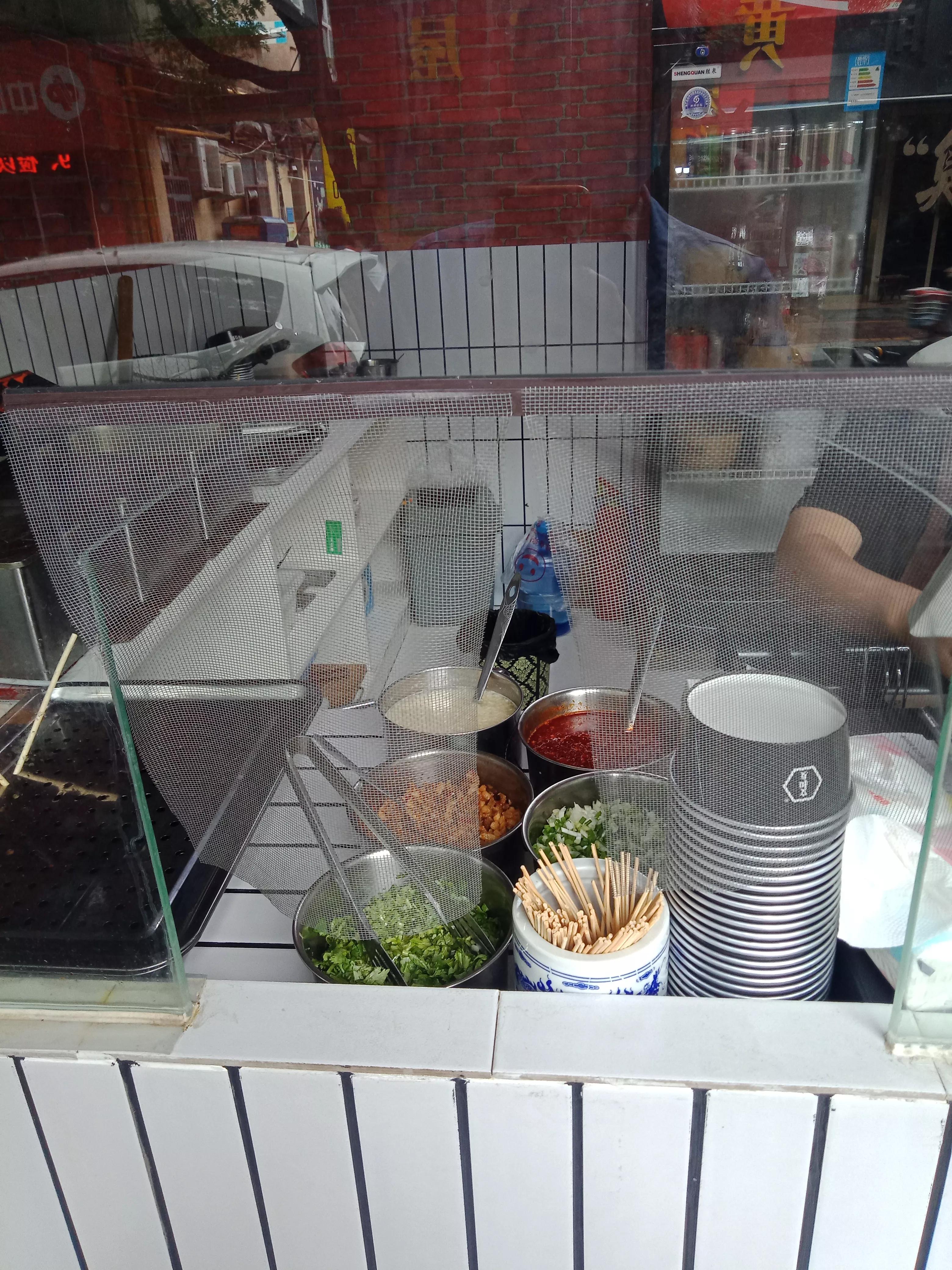 在长沙吃臭豆腐比别的地方好吃吗,长沙臭豆腐和别的地方不同之处