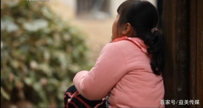 她是两千多孩子的“彩虹妈妈”，为服刑人员未成年子女撑起一片天