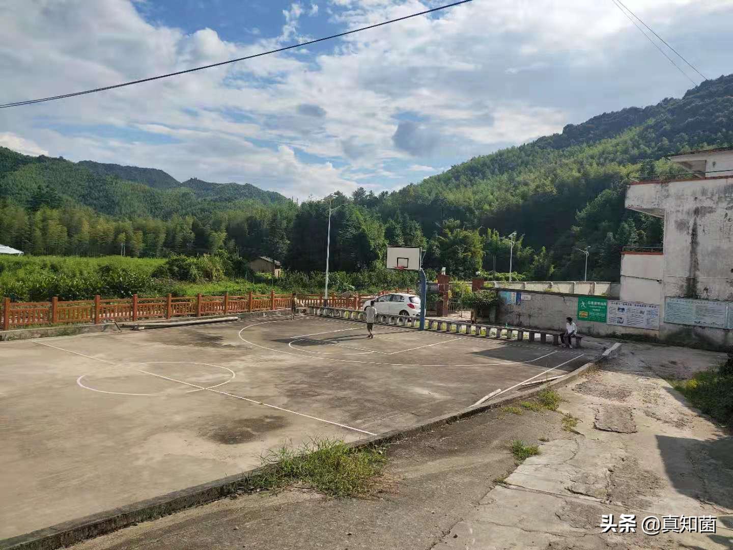 古竹小学是公办还是民办学校,曾经的乡村小学怎么样了