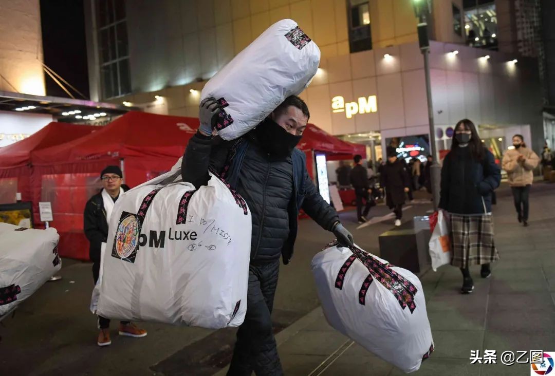 摄影师盘点2020年照片,摄影师们珍藏了50年的图