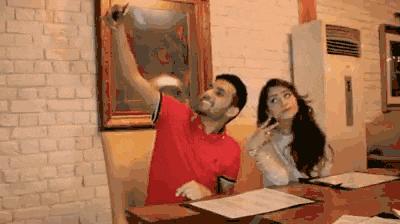 开心一刻gif下雨天,搞笑gif笑到肚子疼意外瞬间特辑