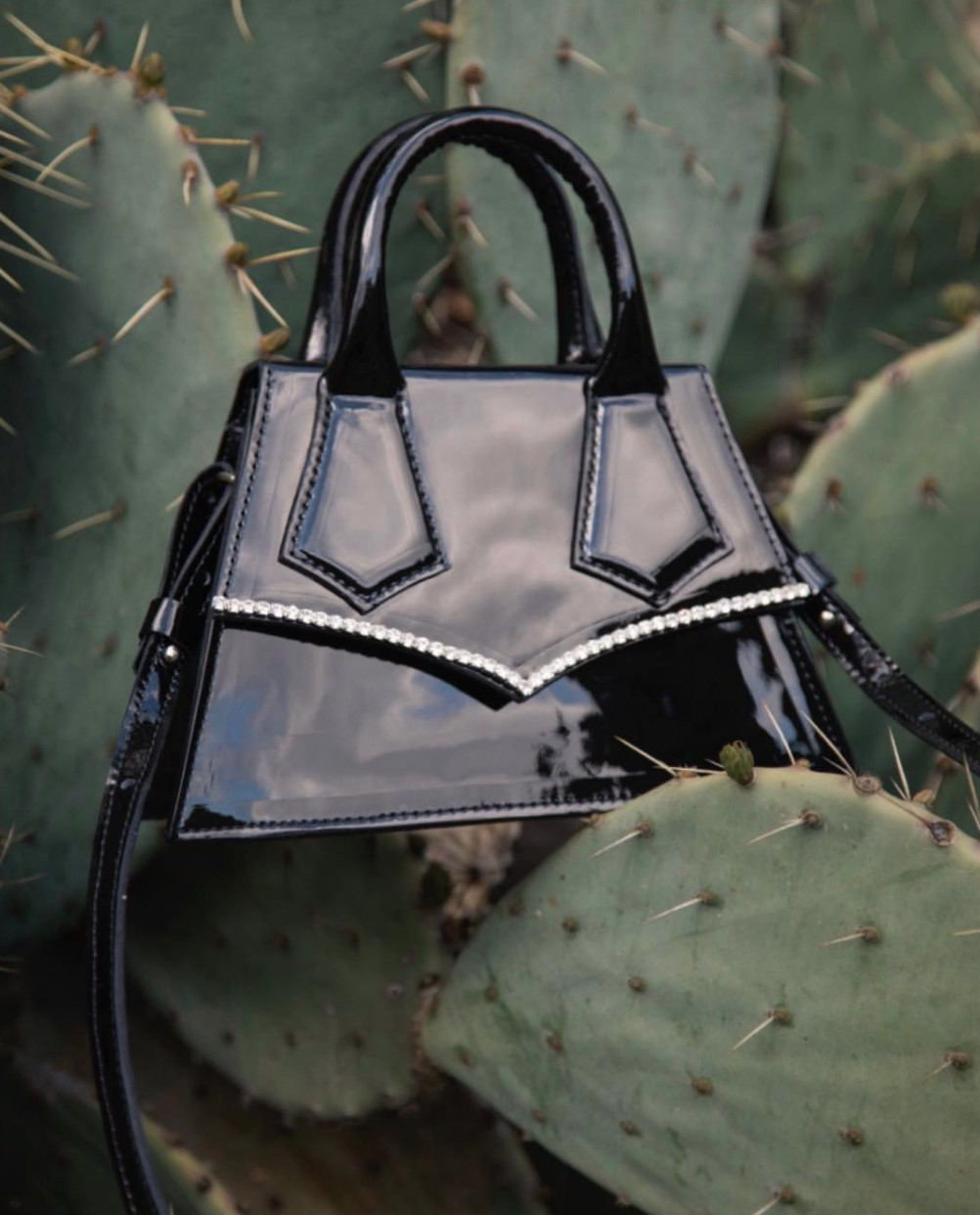 腋下包女款新款,明星同款腋下包推荐