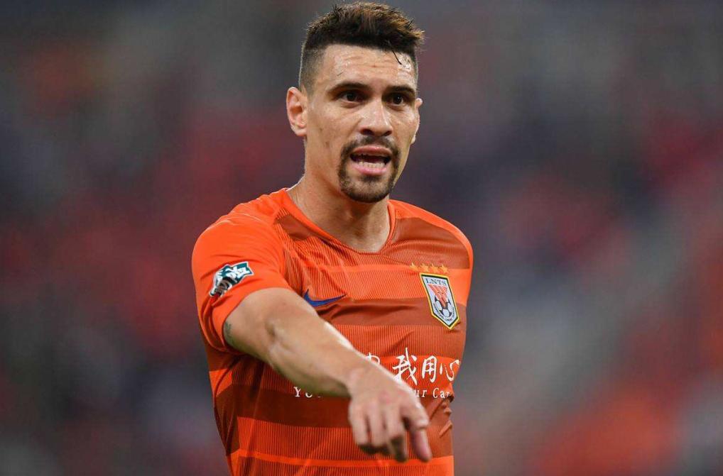 鲁能外援戴袖标,鲁能新十号球员