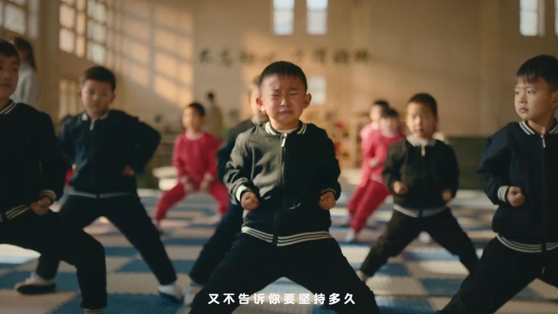 2020年的总结经典简短文案,简短走心的文案2020年