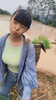 开心一刻gif下雨天,搞笑gif笑到肚子疼意外瞬间特辑