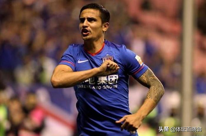 他身高不高但弹跳力很强,他身高只有1米2