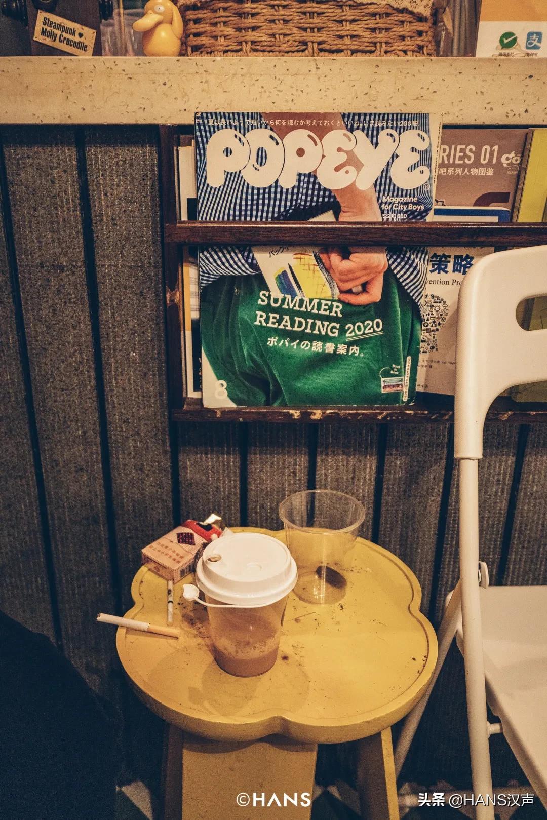 武汉神秘三角地，马路牙子上的通宵派对