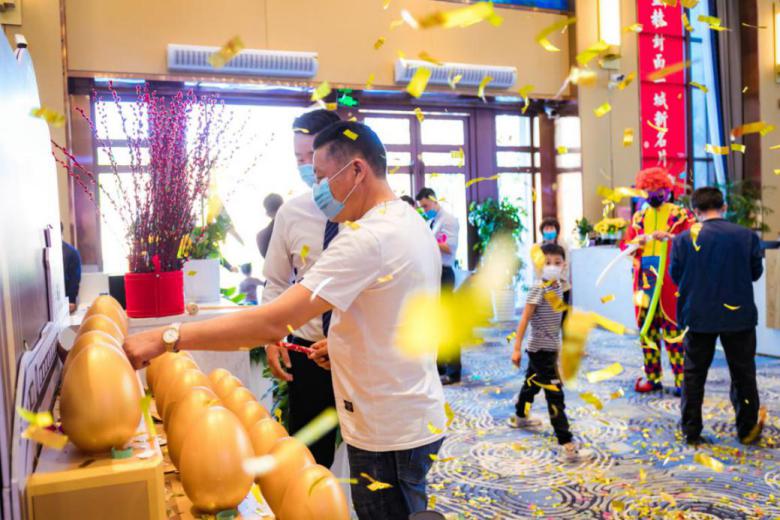 开盘盛况直击,恒大滨河左岸直播间