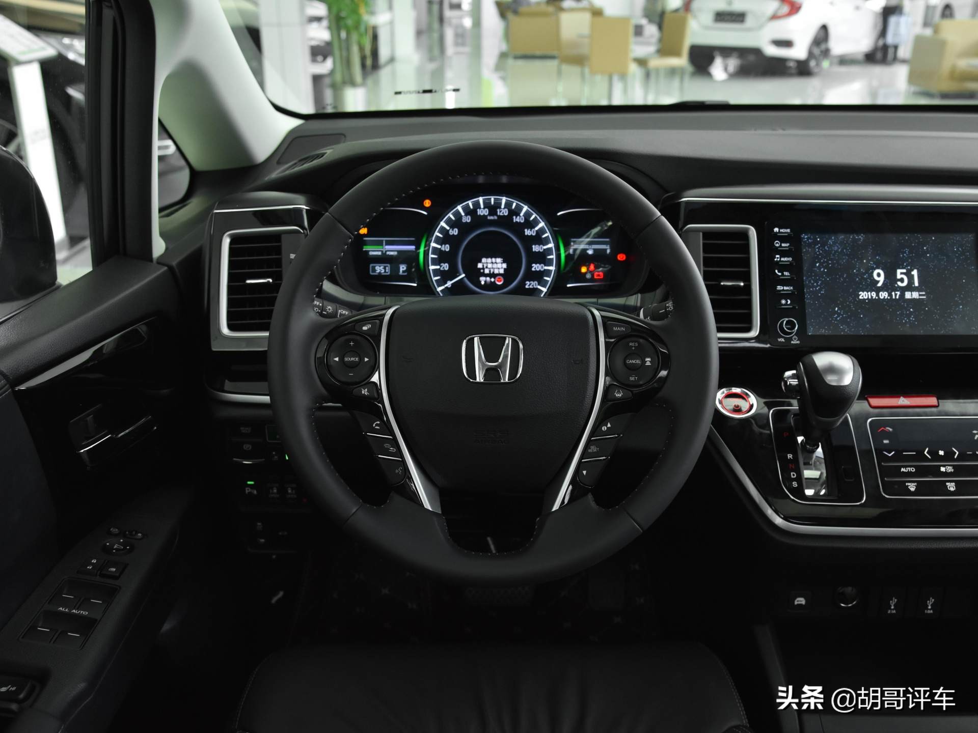 2012款艾力绅2.4真实油耗,内饰动力好点的车