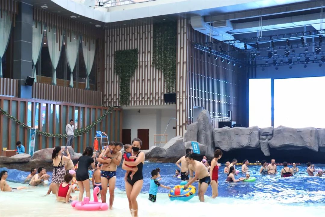 御泉湾“温泉海”酷乐园趣味亲子活动，带你玩转这个冬天！