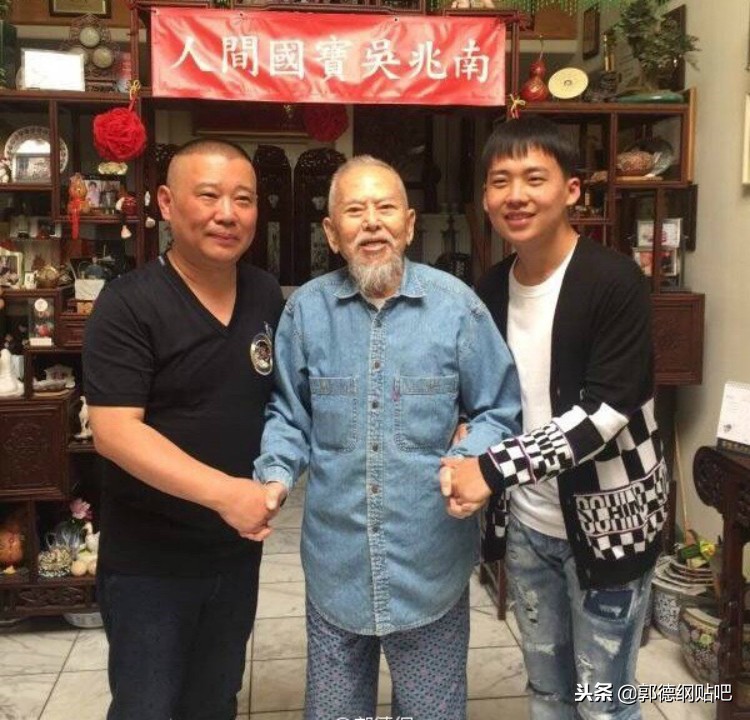 郭德纲姜昆合集,郭德纲德云社无缘春晚姜昆胜了吗