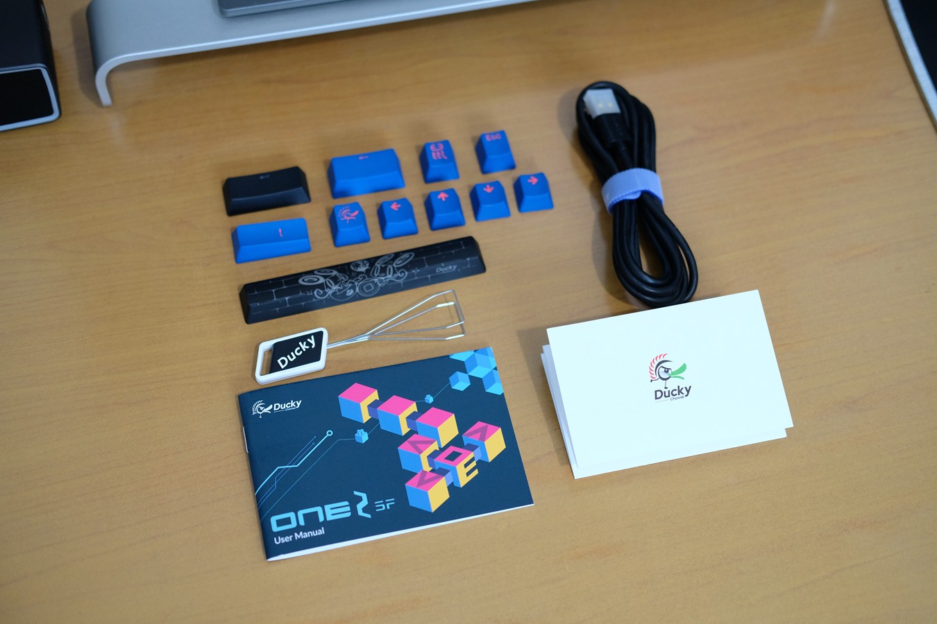 吉利鸭one2键盘介绍,吉利鸭无线机械键盘评测