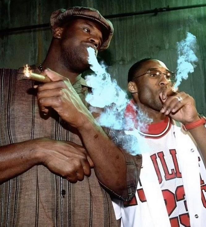 科比乔丹精彩视频集锦图片,科比乔丹眼神杀气同框