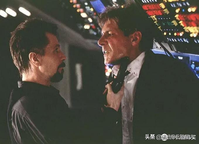 一起看电影：20部热血沸腾的劲爆动作片，全程无尿点带你拒绝片荒