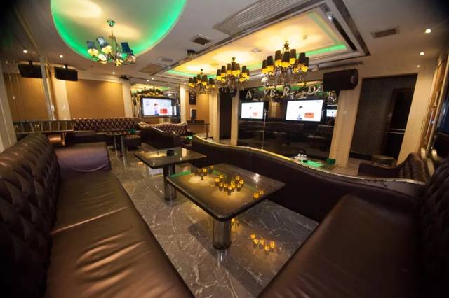 濒临倒闭的ktv怎样起死回生,ktv行业9年间倒闭7万多家