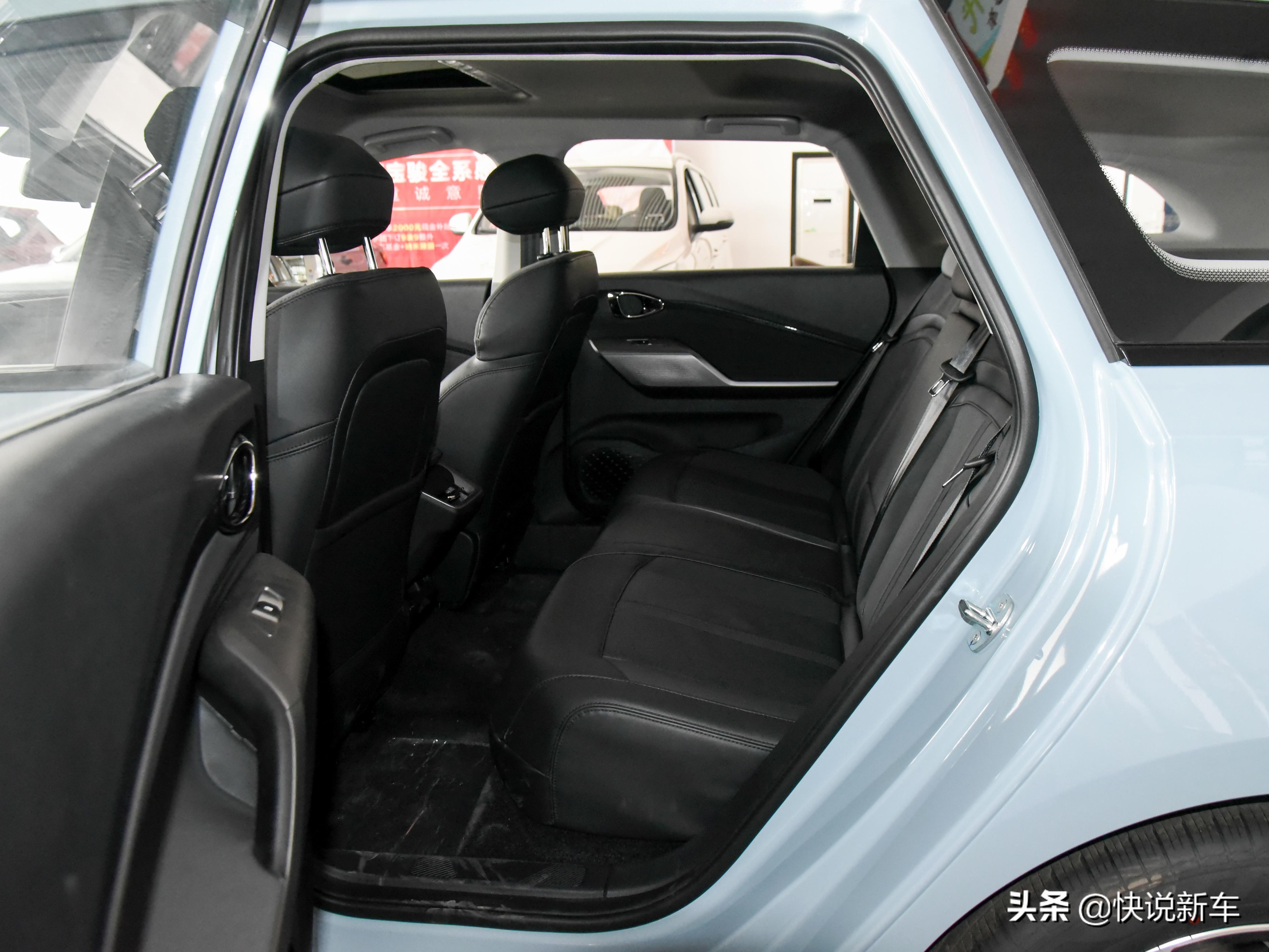 宝骏旅行车valli买车带行李箱吗,新宝骏旅行车valli到店实拍