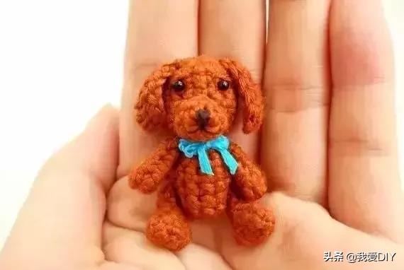 100种超迷你钩针小物钥匙包教程,100种超迷你钩针小物圣诞老人