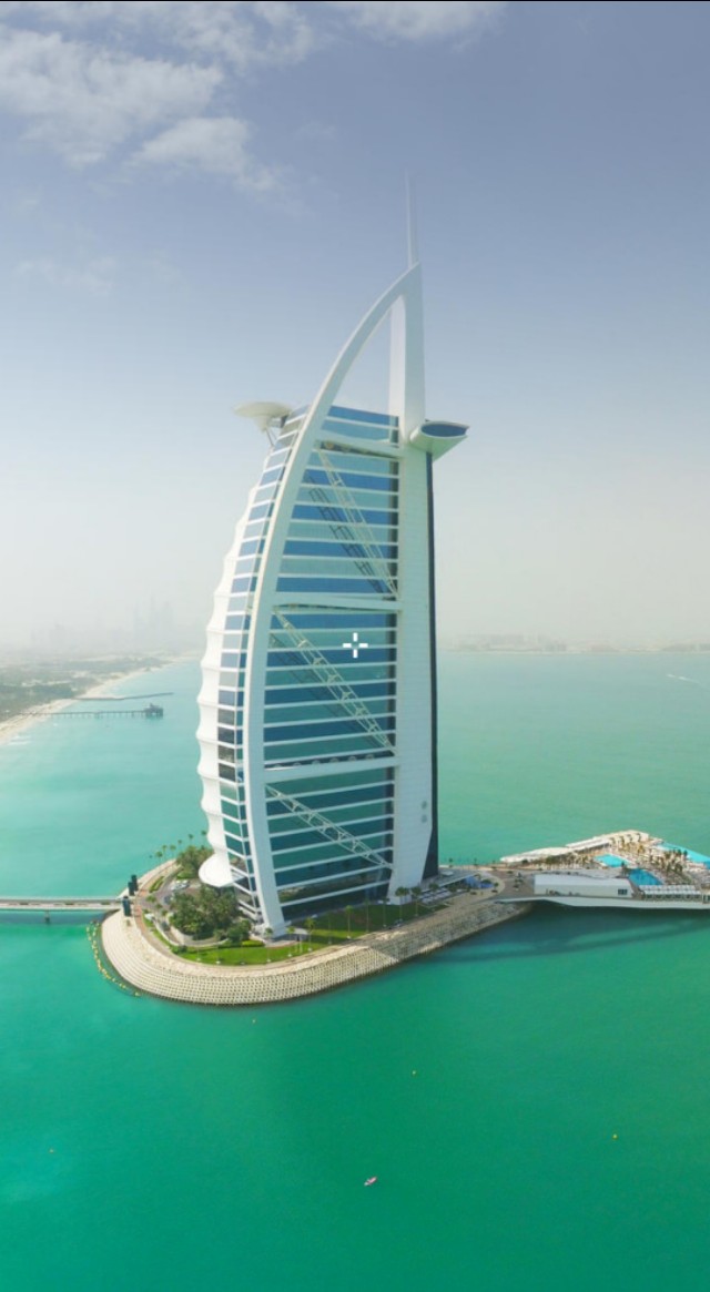 迪拜一座发达的中东城市,迪拜一个坐落在沙漠中的黄金之城