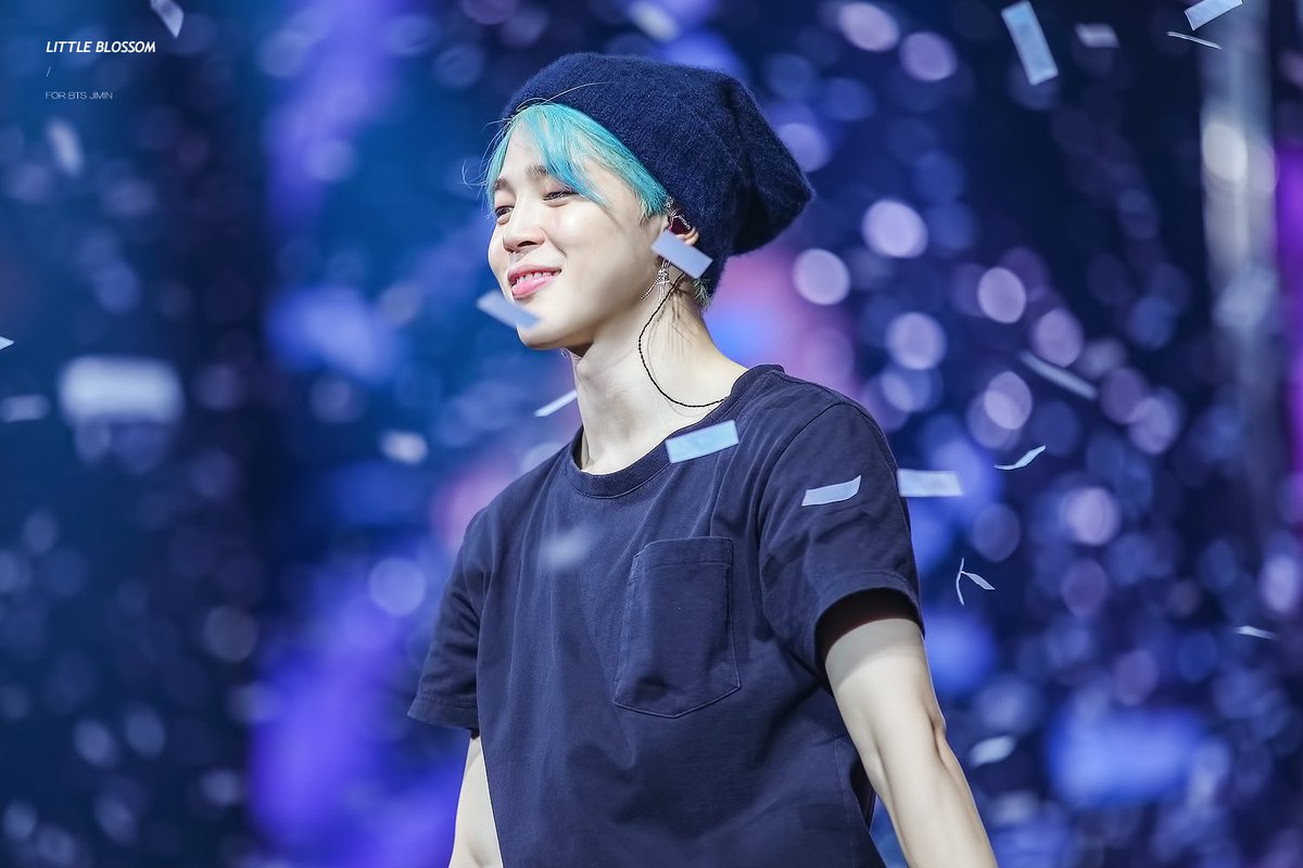 bts朴智旻海外表演,bts朴智旻卢浮宫