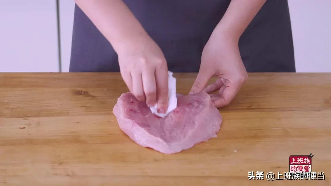 外面卖的一元小鸡排怎么做,外边卖的鸡排自己制作