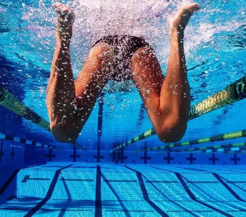 三个步骤学会蛙泳腿,13岁蛙泳教学