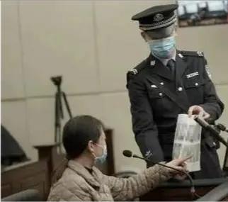 女魔头劳荣枝细节曝光,女魔头劳荣枝逃亡生涯细节披露